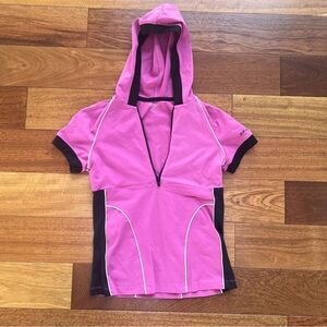 New Bebe Sport Pullover top